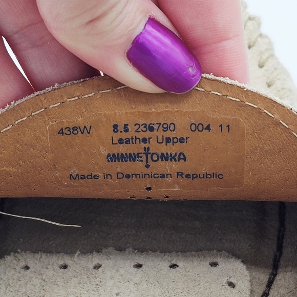 Minnetonka Leila Mule Womens Shoes Color Stone Leather Suede 8.5 - Picture 10 of 10